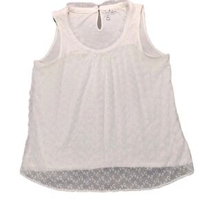 ELLE Blouse Eyelet Embroidered  women M Ivory keyhole back sleeveless Ruffles